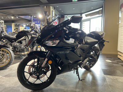 Yamaha YZF-R3 