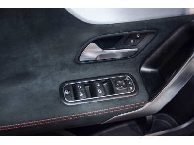 Mercedes-Benz A 220 D AMG LINE