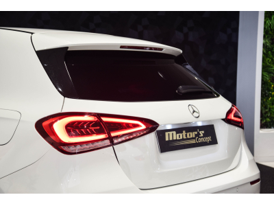 Mercedes-Benz A 220 D AMG LINE