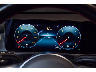 Mercedes-Benz A 220 D AMG LINE