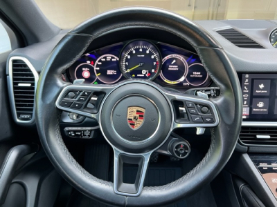 Porsche Cayenne CoupeE-Hybrid Sport-Chrono/Panorama