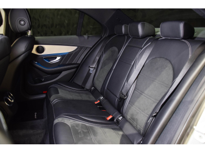 Mercedes-Benz C 63 AMG Berline V8 Bi-Turbo