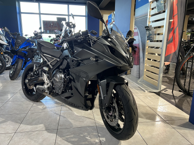 Suzuki GSX-8R 