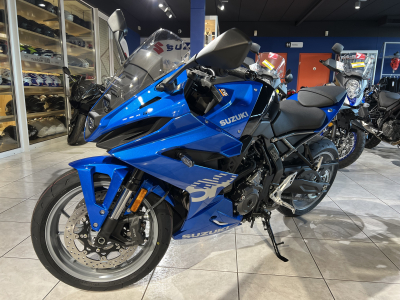 Suzuki GSX-8R 