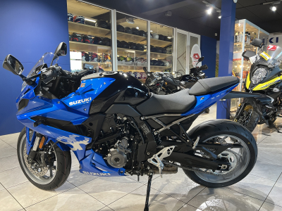 Suzuki GSX-8R 