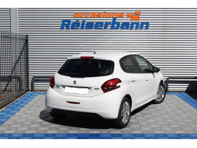 Peugeot 208 1.2 VTi 82 Style