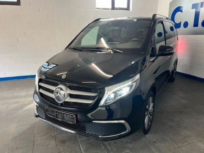 Mercedes-Benz V 300 d AVANTGARDE 4MATIC komp - 6-Sitzer