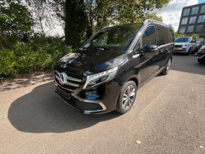 Mercedes-Benz V 300 d AVANTGARDE 4MATIC komp - 6-Sitzer