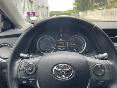 Toyota Auris 1.8 Hybrid Essence/Electrique 99