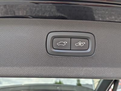 Volvo XC90 B5 AWD R-DESIGN 7 PLACES TOIT OUV CUIR CARPLAY