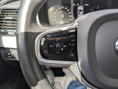 Volvo XC90 B5 AWD R-DESIGN 7 PLACES TOIT OUV CUIR CARPLAY