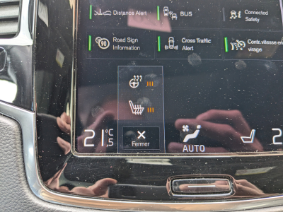 Volvo XC90 B5 AWD R-DESIGN 7 PLACES TOIT OUV CUIR CARPLAY