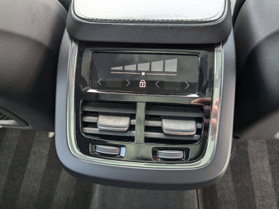 Volvo XC90 B5 AWD R-DESIGN 7 PLACES TOIT OUV CUIR CARPLAY