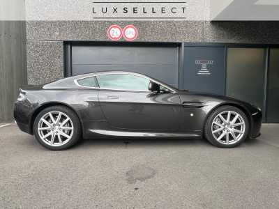 Aston Martin V8 Vantage *MY 12.25* 4.7 426 CV QUANTUM SILVER