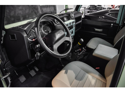 Land-Rover Defender 90 HERITAGE LIMITED EDITION