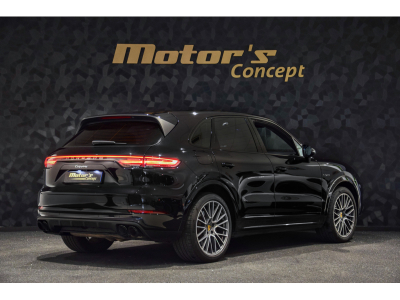 Porsche Cayenne E-Hybrid 3.0