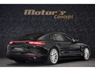 Porsche Panamera 4 E-Hybrid