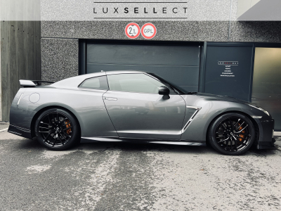 Nissan GT-R R35 V6 3.8 bi-Turbo 570ch Facelift 2017