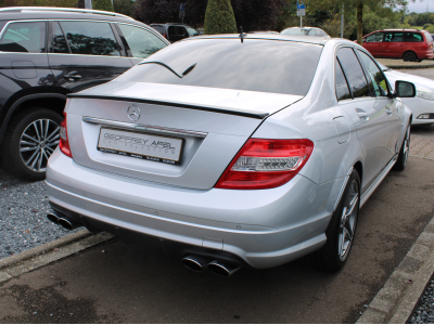 Mercedes-Benz C 63 AMG V8  HARMAN KARDON PANO CUIR NAVI