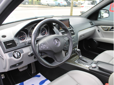 Mercedes-Benz C 63 AMG V8  HARMAN KARDON PANO CUIR NAVI