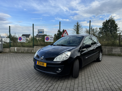 Renault Clio III 1.2 75ch 3P *1 AN GARANTIE INCLUS + IMMATRICULATION**