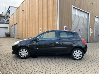 Renault Clio III 1.2 75ch 3P *1 AN GARANTIE INCLUS + IMMATRICULATION**