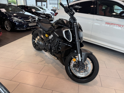 Ducati Diavel V4