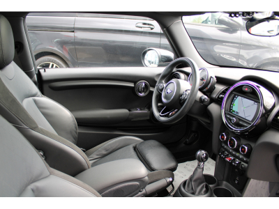 MINI Cooper 1. HAND CUIR BI-XENON NAVI PANO