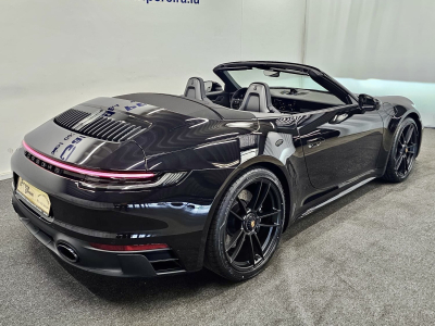 Porsche 992 CARRERA 4 GTS Cabrio PACK CHRONO BOSE CUIR NAVI 1 HAND