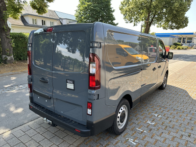 Renault Trafic 150 L2H1 AHK/KAMERA/4 Jahresreifen