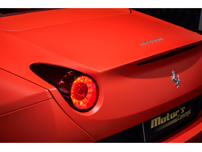 Ferrari California 4.3 V8