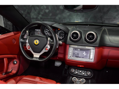 Ferrari California 4.3 V8