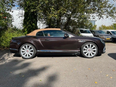 Bentley Continental GTC V8S