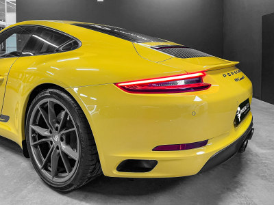 Porsche 991 CARRERA T / Sport Chrono/ Alcantara/ Bose / Camera/20