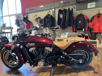 Indian Scout 1200cc / 100cv Maroon Metallic