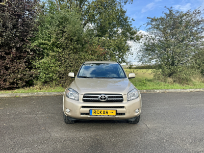 Toyota Rav 4 2.2 Turbo D4D VIP 4X4 FULL OPTION 90.000KM ! *GARANTIE INCLUS DANS PRIX**
