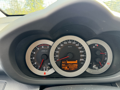 Toyota Rav 4 2.2 Turbo D4D VIP 4X4 FULL OPTION 90.000KM ! *GARANTIE INCLUS DANS PRIX**