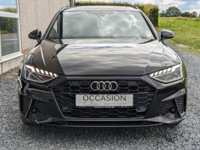 Audi A4 30 TDi S line S tronic CARPLAY TOIT OUVRANT PANO