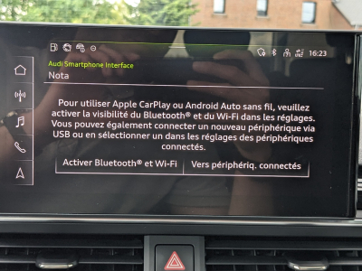 Audi A4 30 TDi S line S tronic CARPLAY TOIT OUVRANT PANO