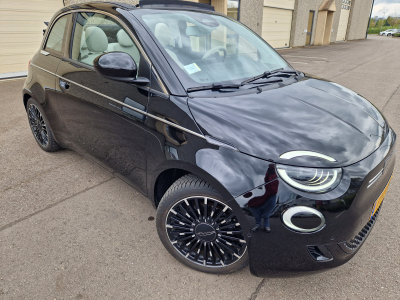 Fiat 500C Location Cabriolet  Automatique   100% Electrique 49€ / Jour