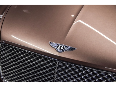 Bentley Bentayga V8 MULLINER - Rose Gold
