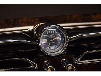 Bentley Bentayga V8 MULLINER - Rose Gold