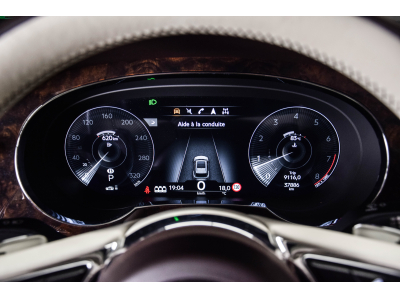 Bentley Bentayga V8 MULLINER - Rose Gold