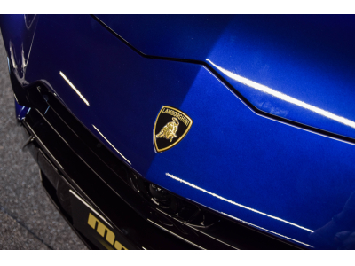 Lamborghini Urus S V8