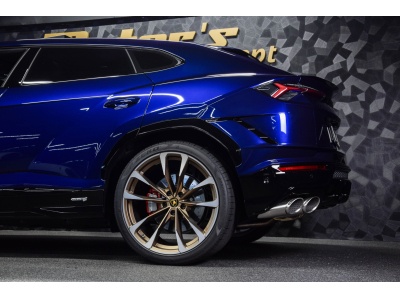 Lamborghini Urus S V8