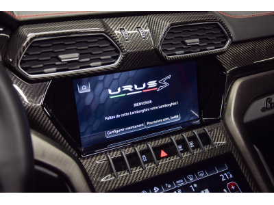 Lamborghini Urus S V8