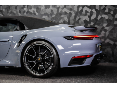 Porsche 992 Turbo S Cabriolet PDK