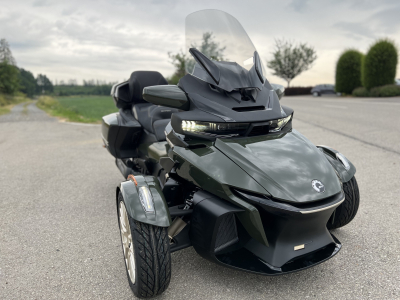 Can-Am Spyder RT SEA TO SKY 1330