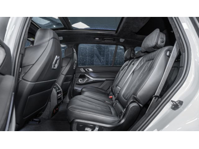 BMW X7 X7 M60 i/ SOFT/ PANO/22/B&W/ /AHK /BELUFT&MASSAGE