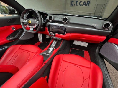 Ferrari Portofino 3.9 T V8 DCT -1Hand